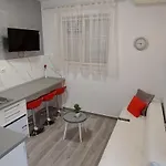 Nika & Karlo Apartamento
