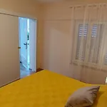 Nika & Karlo ماكارسكا