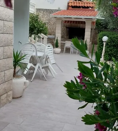 Nika & Karlo Διαμέρισμα