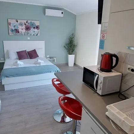 Apartment Nika & Karlo *