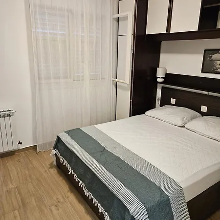 Apartment Nika & Karlo Makarska