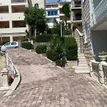 Nika & Karlo Lejlighed Makarska