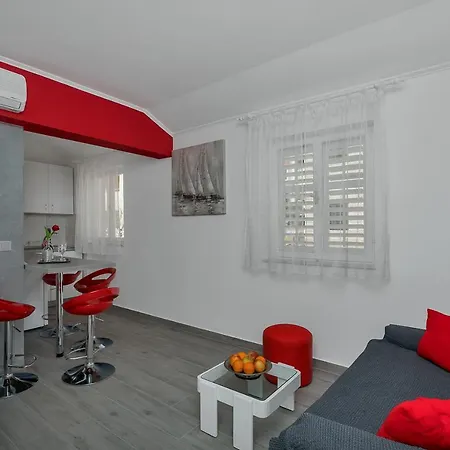 Apartament Nika & Karlo